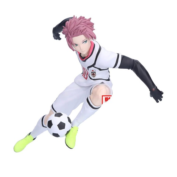 Blue Lock Figur Sae Itoshi beim Dribbling frontal
